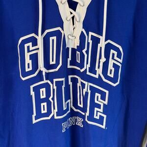 Victoria's Secret Women's Top Medium Go Big Blue, Lace front neck, Wildcats U.K.